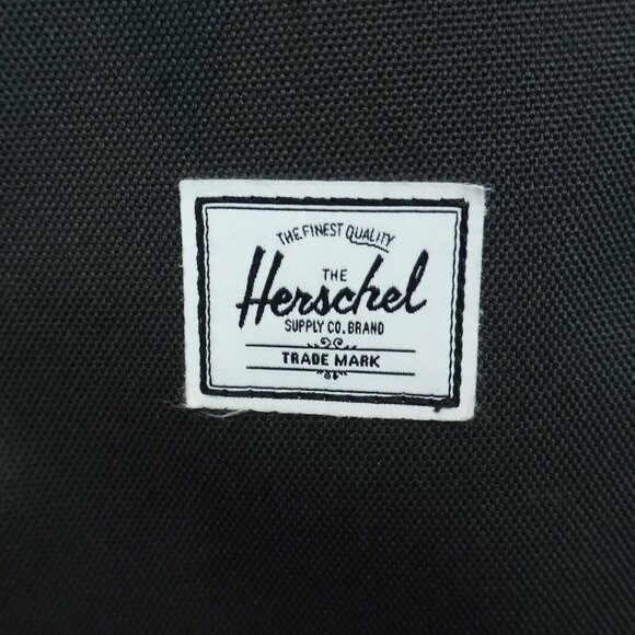 HERSCHEL Supply Co Retreat Backpack Black Classic main image 5